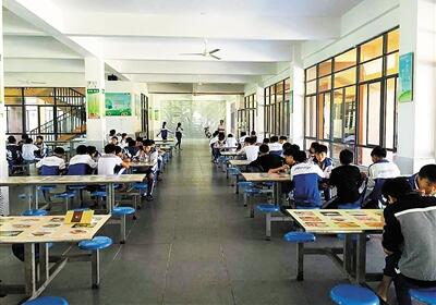 寧?？h知恩中學(xué)首家“5H示范食堂”全新面世