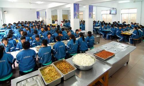 萬(wàn)安縣學(xué)生家長(cháng)寫(xiě)信致教育局 勿將學(xué)校食堂外包承包商